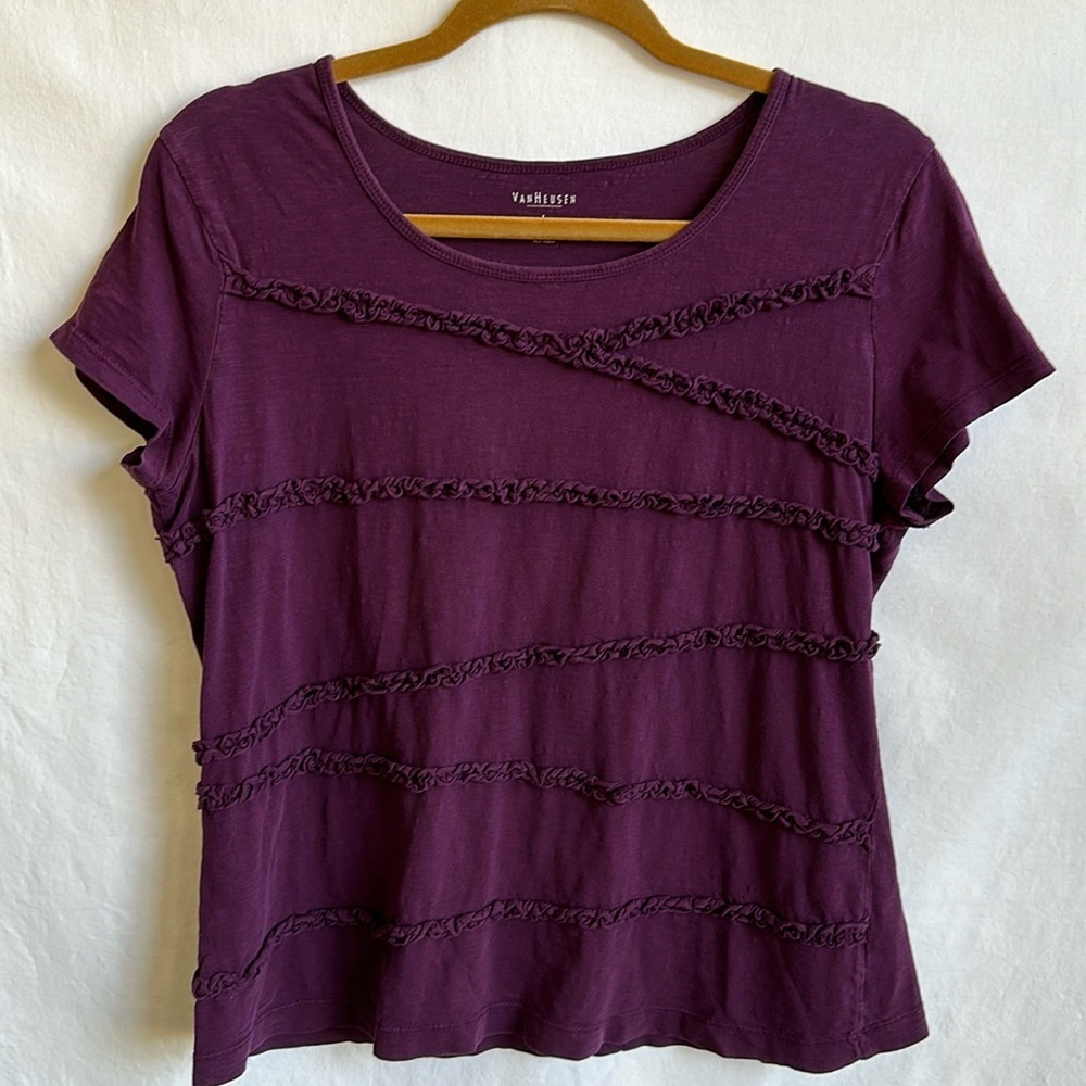 Van Heusen plum scoop neck top with front detailing, size L